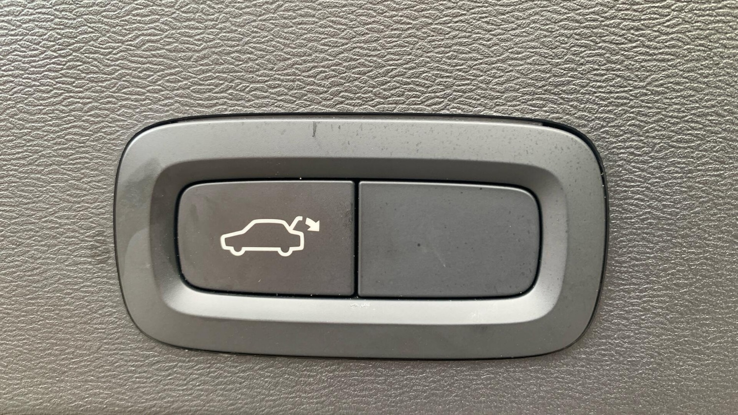 Used Volvo XC40 2021 for sale - 76121327: Photo 35