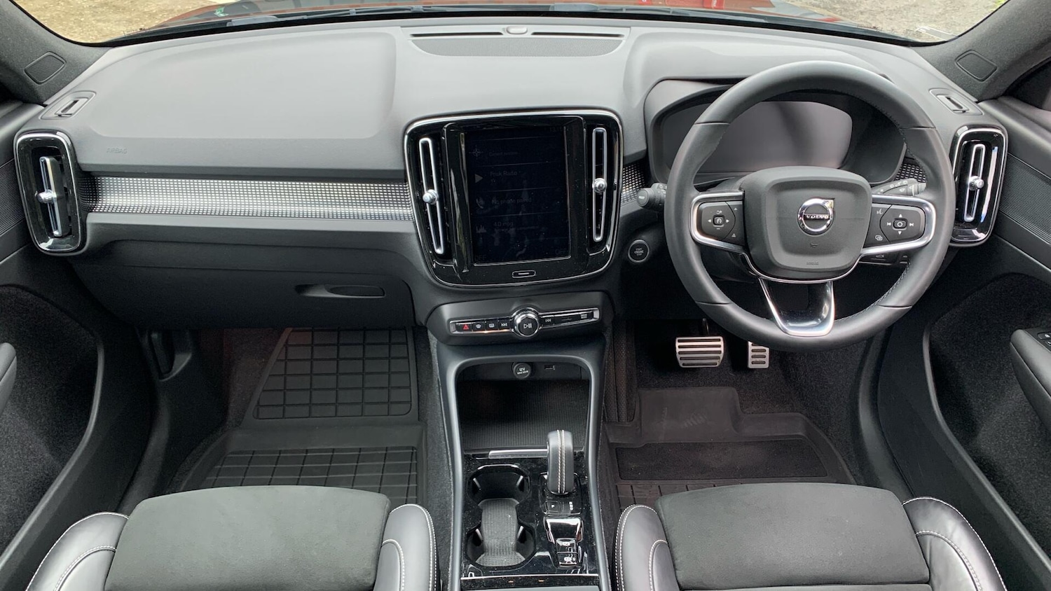 Used Volvo XC40 2021 for sale - 76121327: Photo 5