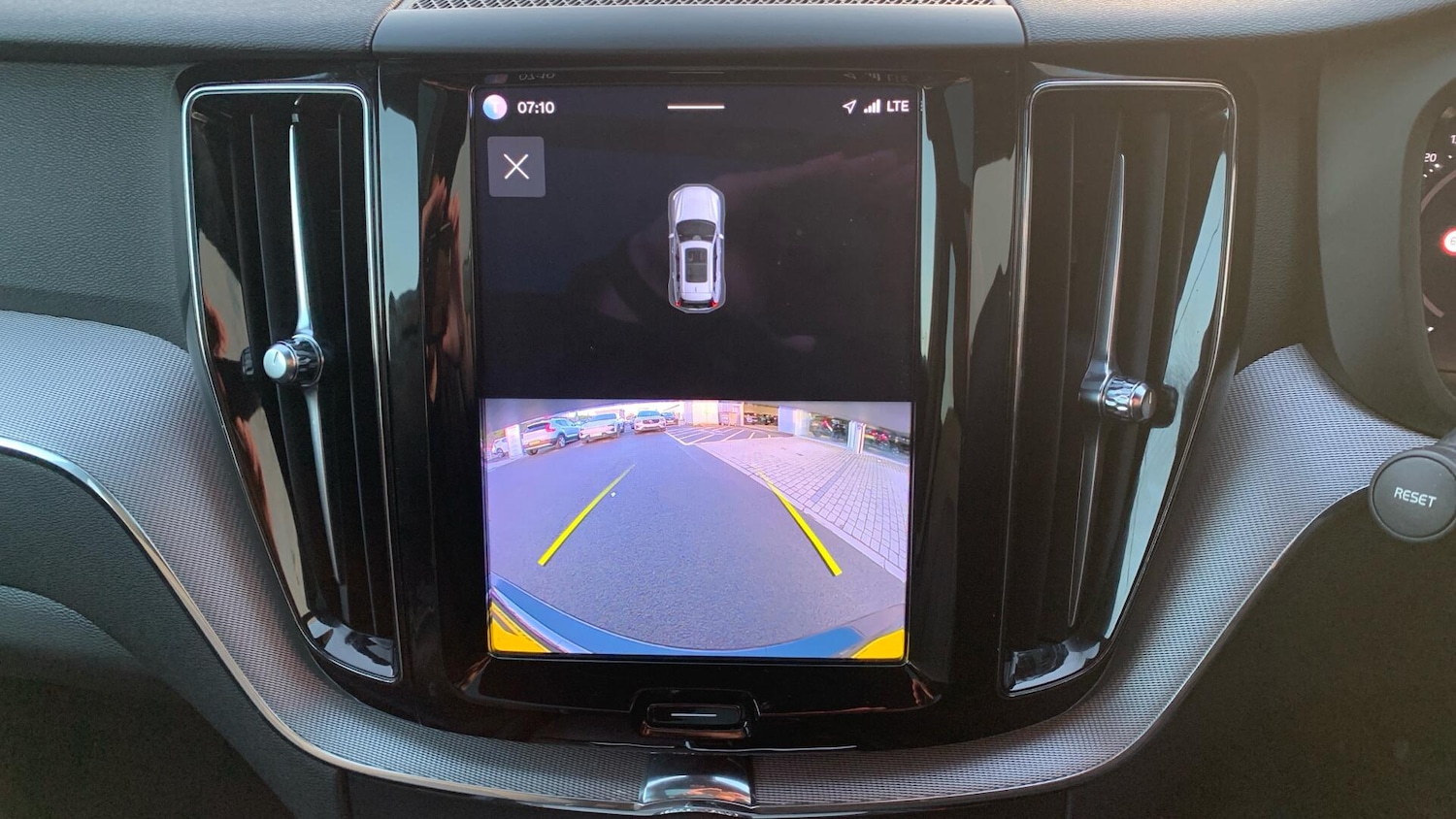 Used Volvo XC60 2022 for sale - 78072298: Photo 19