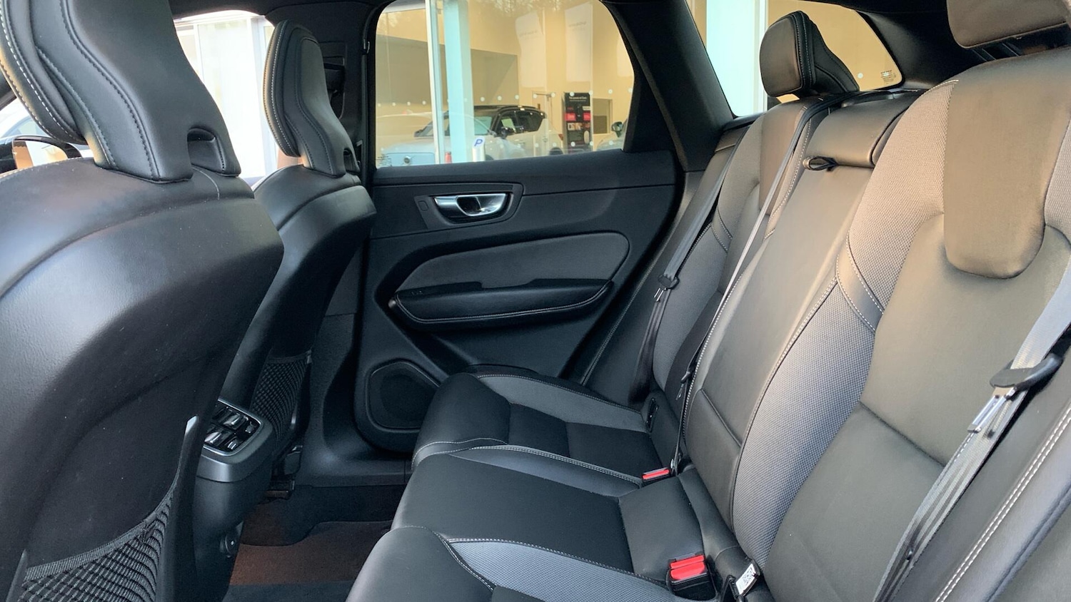 Used Volvo XC60 2022 for sale - 78072298: Photo 33