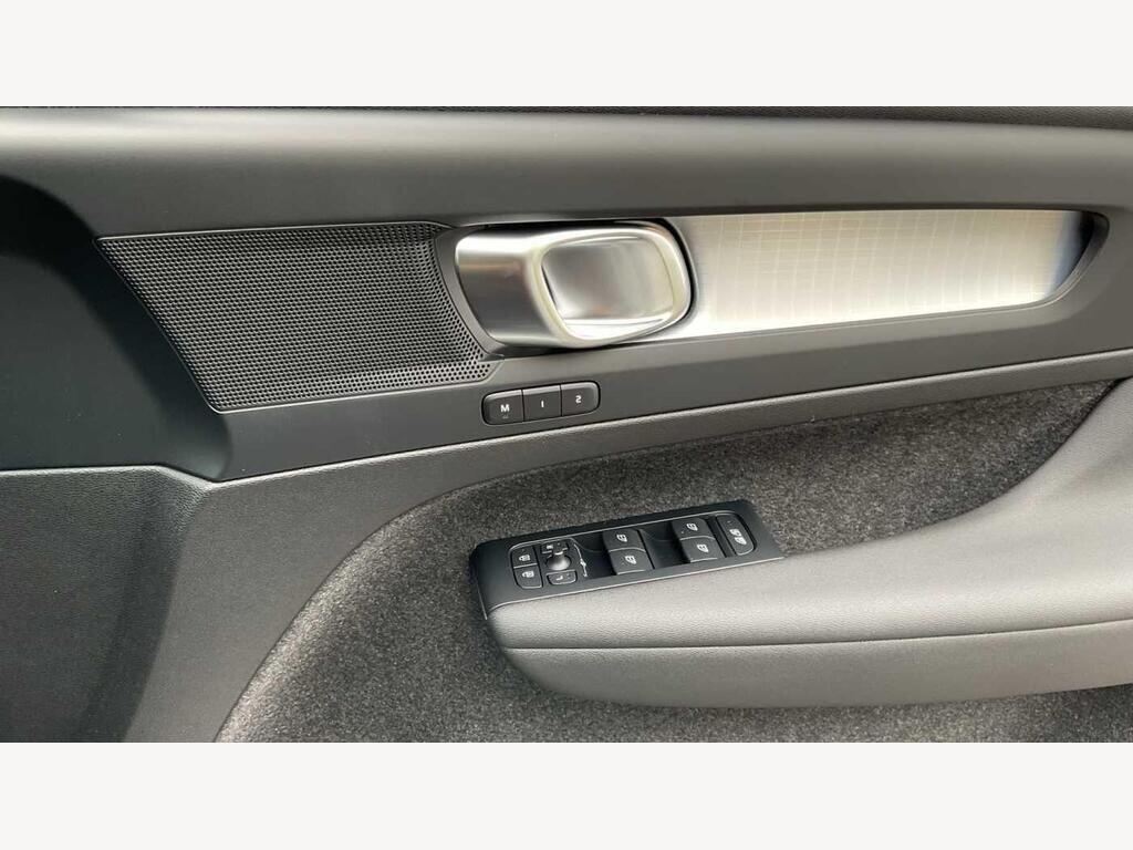 Used Volvo XC40 for sale - 77769404: Photo 11