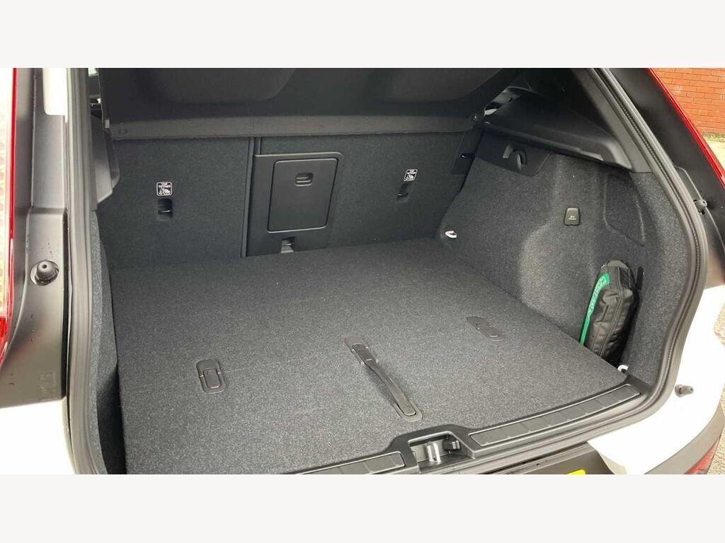 Used Volvo XC40 for sale - 77769404: Photo 27