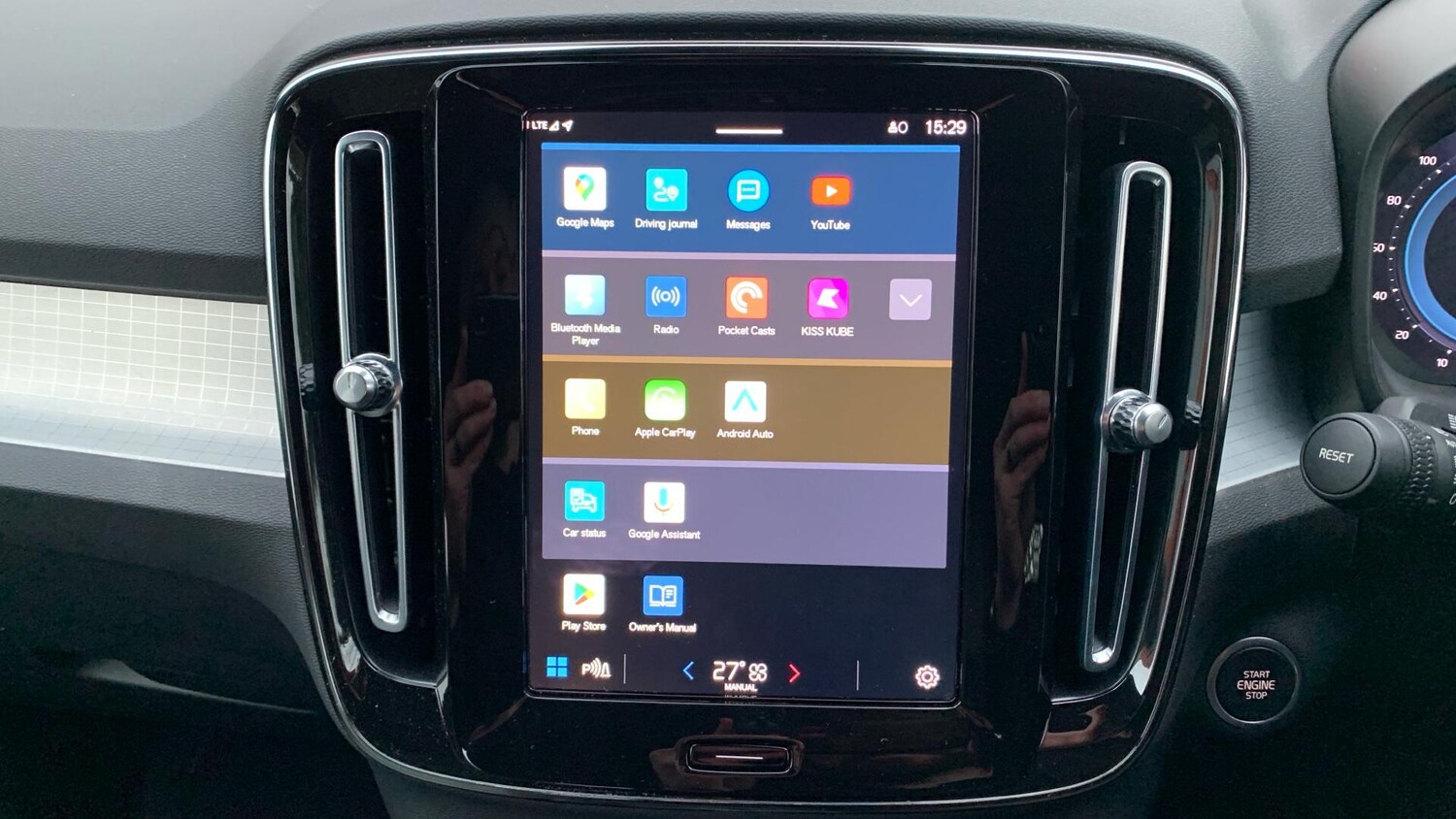 Used Volvo XC40 2023 for sale - 77468644: Photo 12