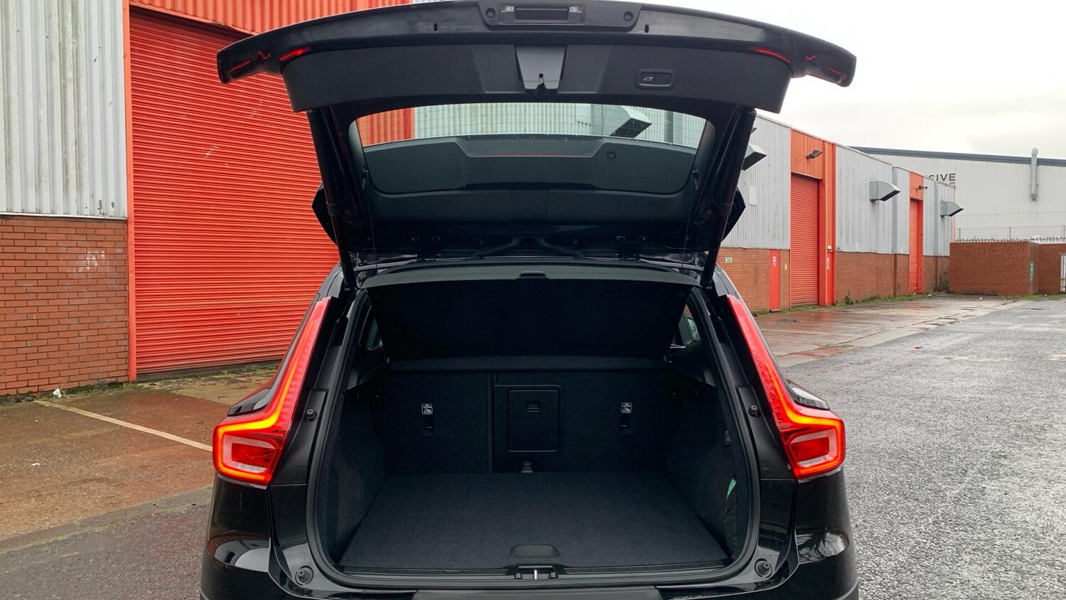 Used Volvo XC40 2023 for sale - 77468644: Photo 13