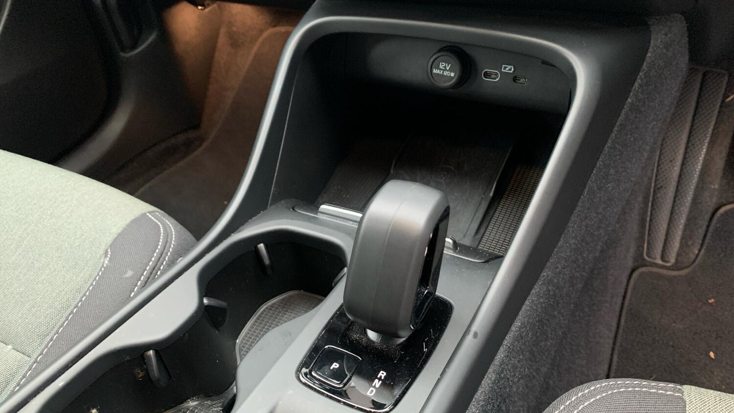 Used Volvo XC40 2023 for sale - 77468644: Photo 26