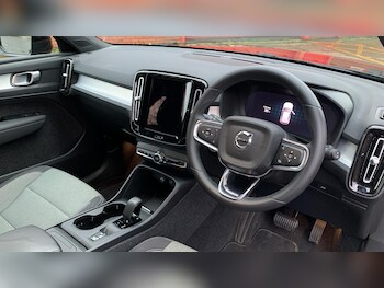 Used Volvo XC40 2023 for sale - 77468644: Photo