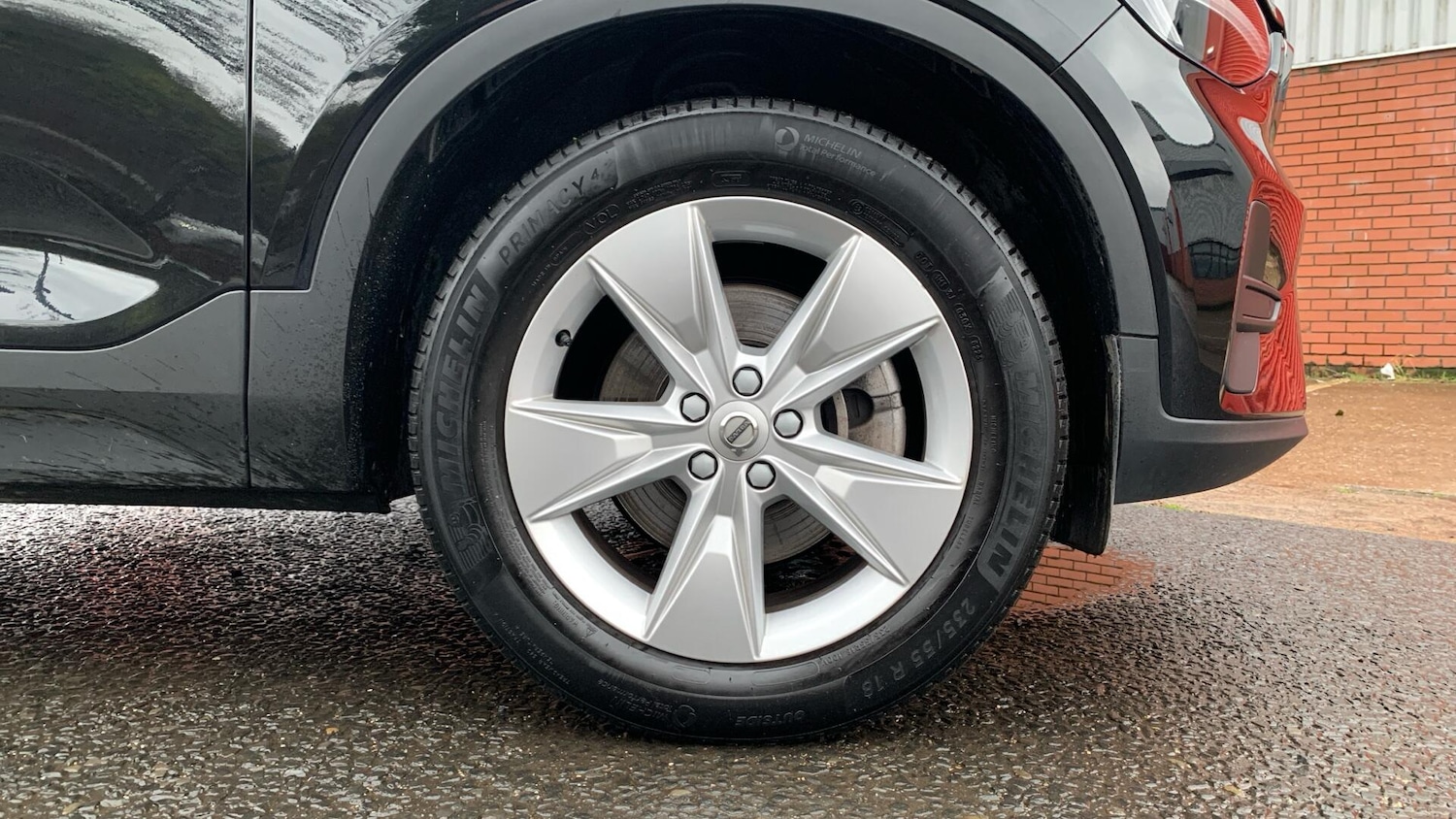 Used Volvo XC40 2023 for sale - 77468644: Photo 9