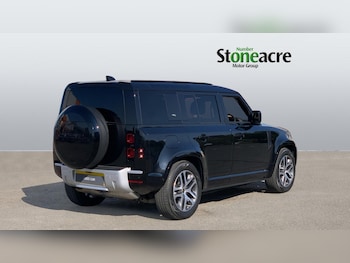Used Land Rover Defender 2023 for sale - 79181782: Photo