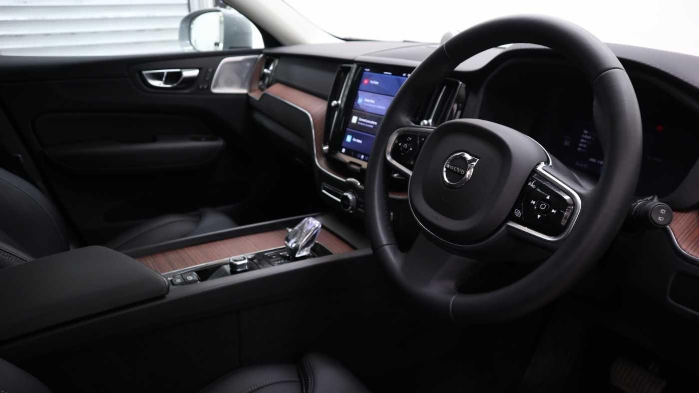 Used Volvo XC60 2024 for sale - 77163376: Photo 10