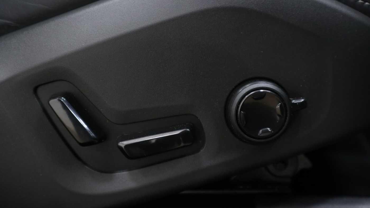 Used Volvo XC60 2024 for sale - 77163376: Photo 30