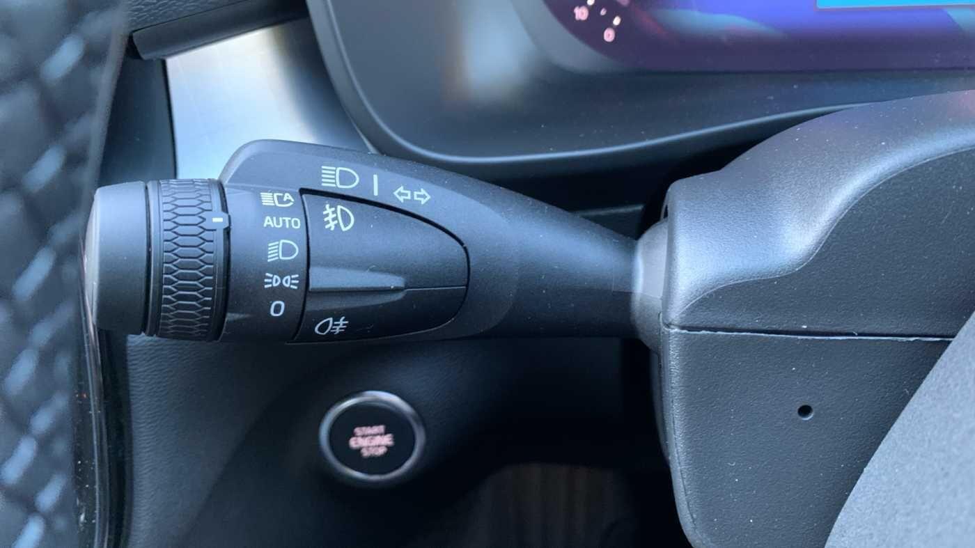 Used Volvo XC40 for sale - 77202409: Photo 11