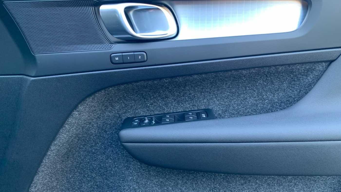 Used Volvo XC40 for sale - 77202409: Photo 17