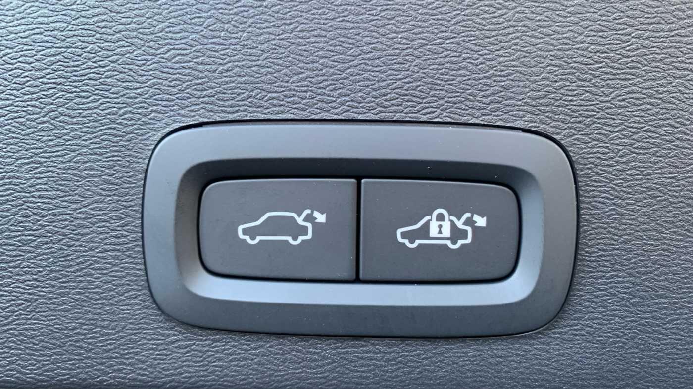 Used Volvo XC40 for sale - 77202409: Photo 18