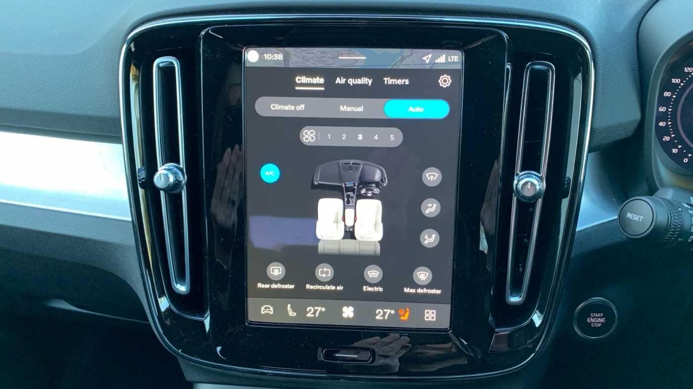 Used Volvo XC40 for sale - 77202409: Photo 28