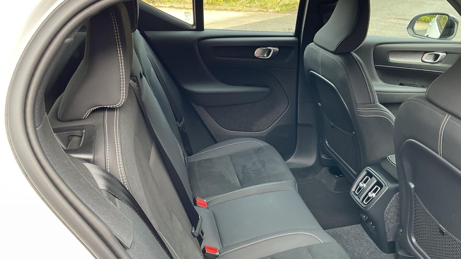 Used Volvo XC40 2024 for sale - 76700715: Photo 7