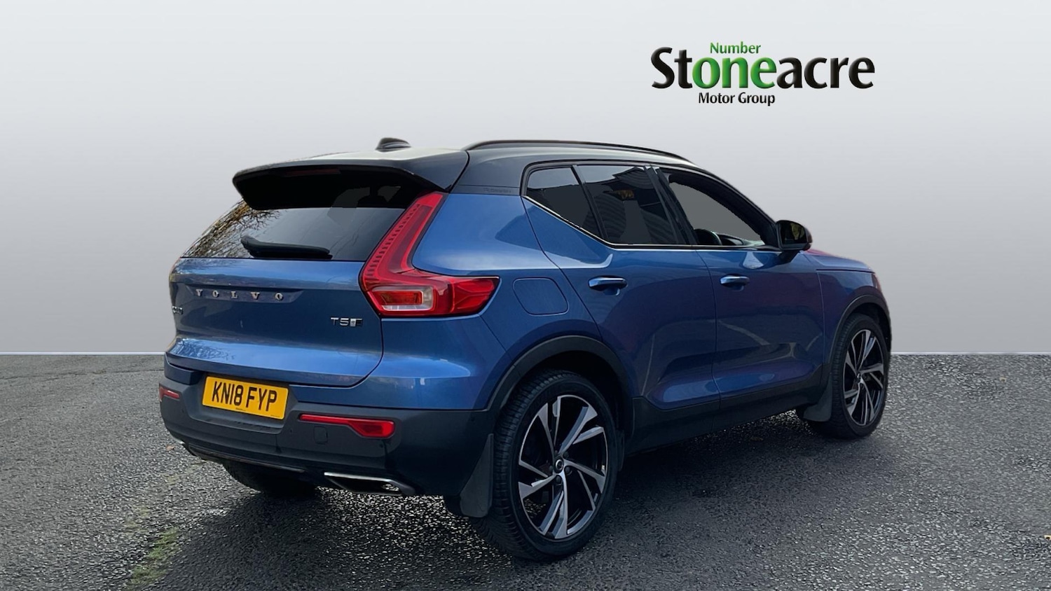 Used Volvo XC40 2018 for sale - 76898946: Photo 2