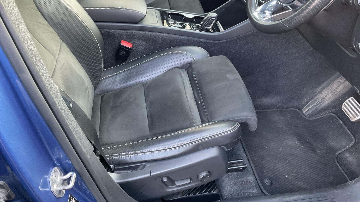 Used Volvo XC40 2018 for sale - 76898946: Photo 30