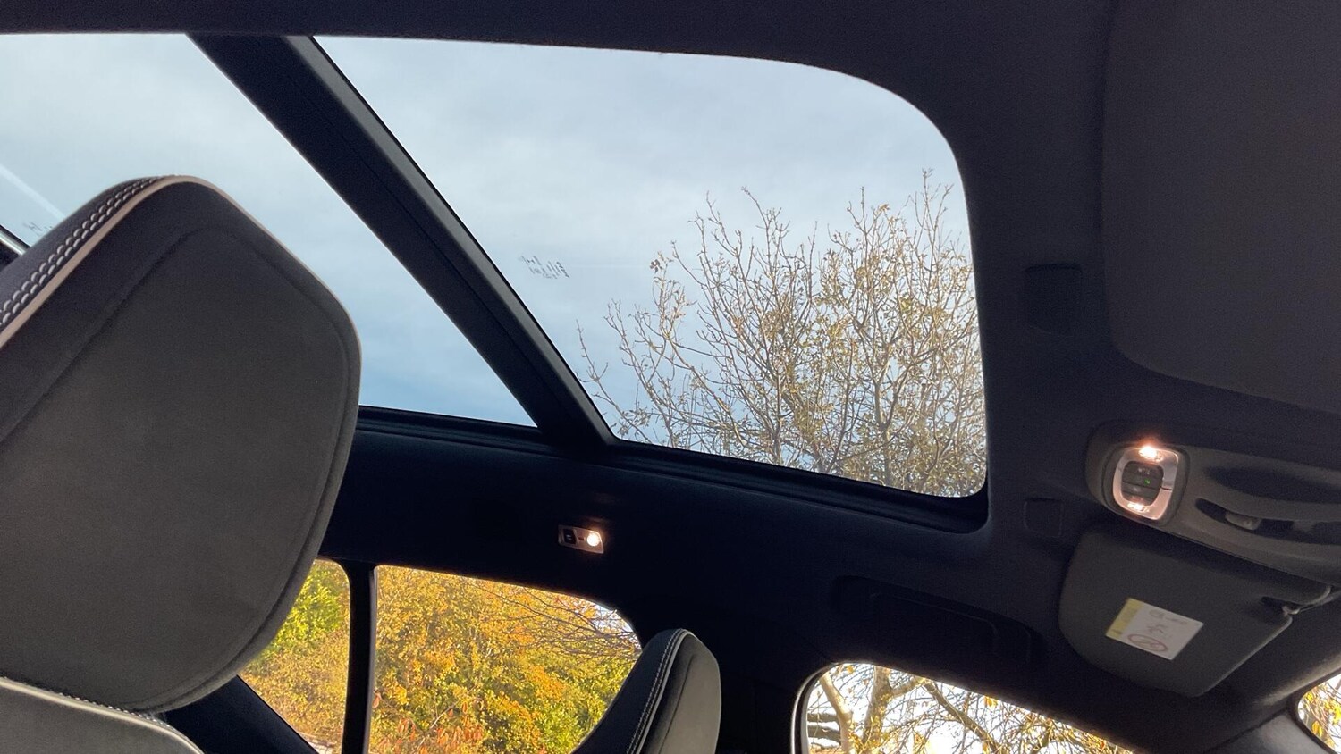 Used Volvo XC40 2018 for sale - 76898946: Photo 31