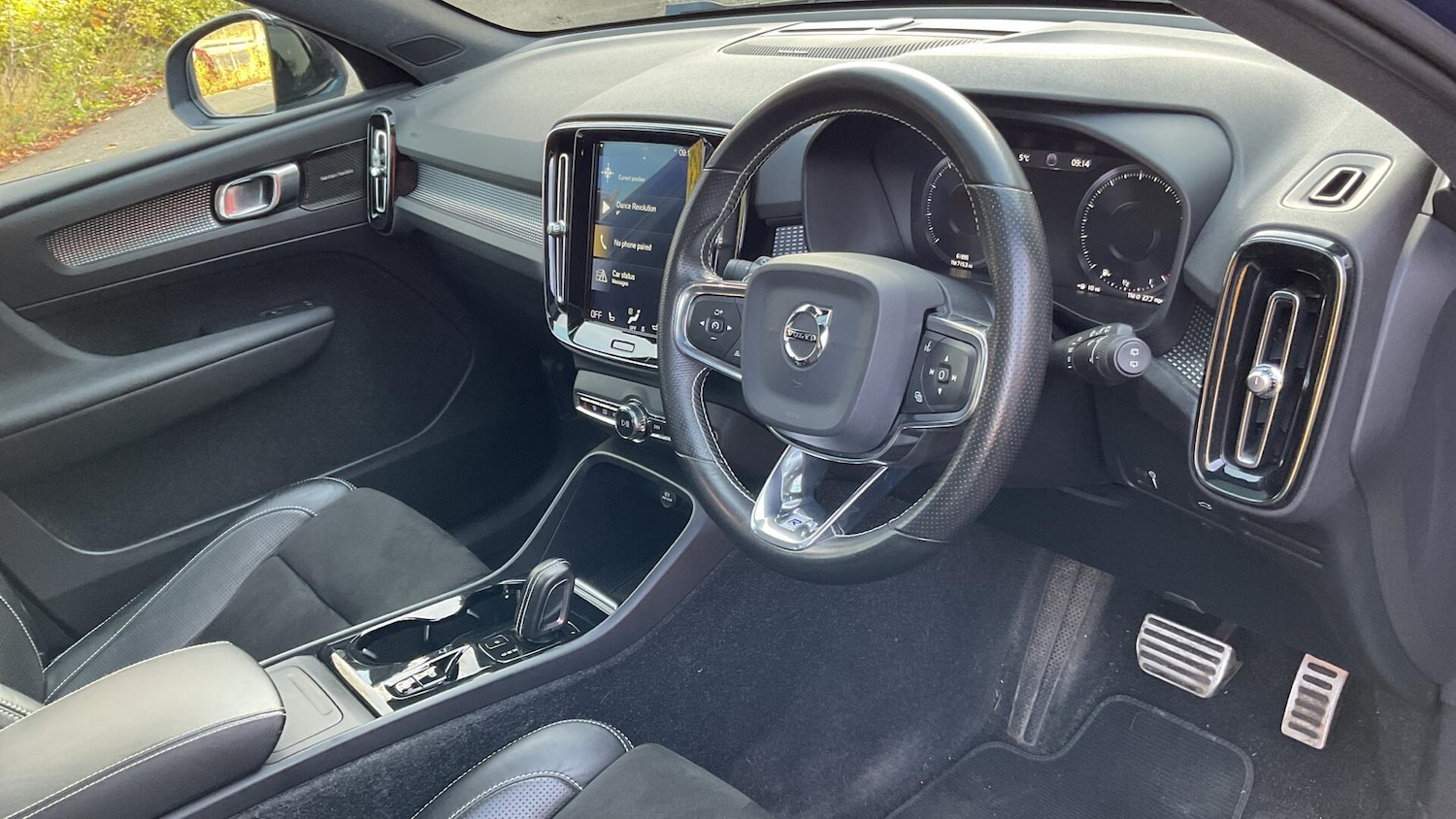 Used Volvo XC40 2018 for sale - 76898946: Photo 4