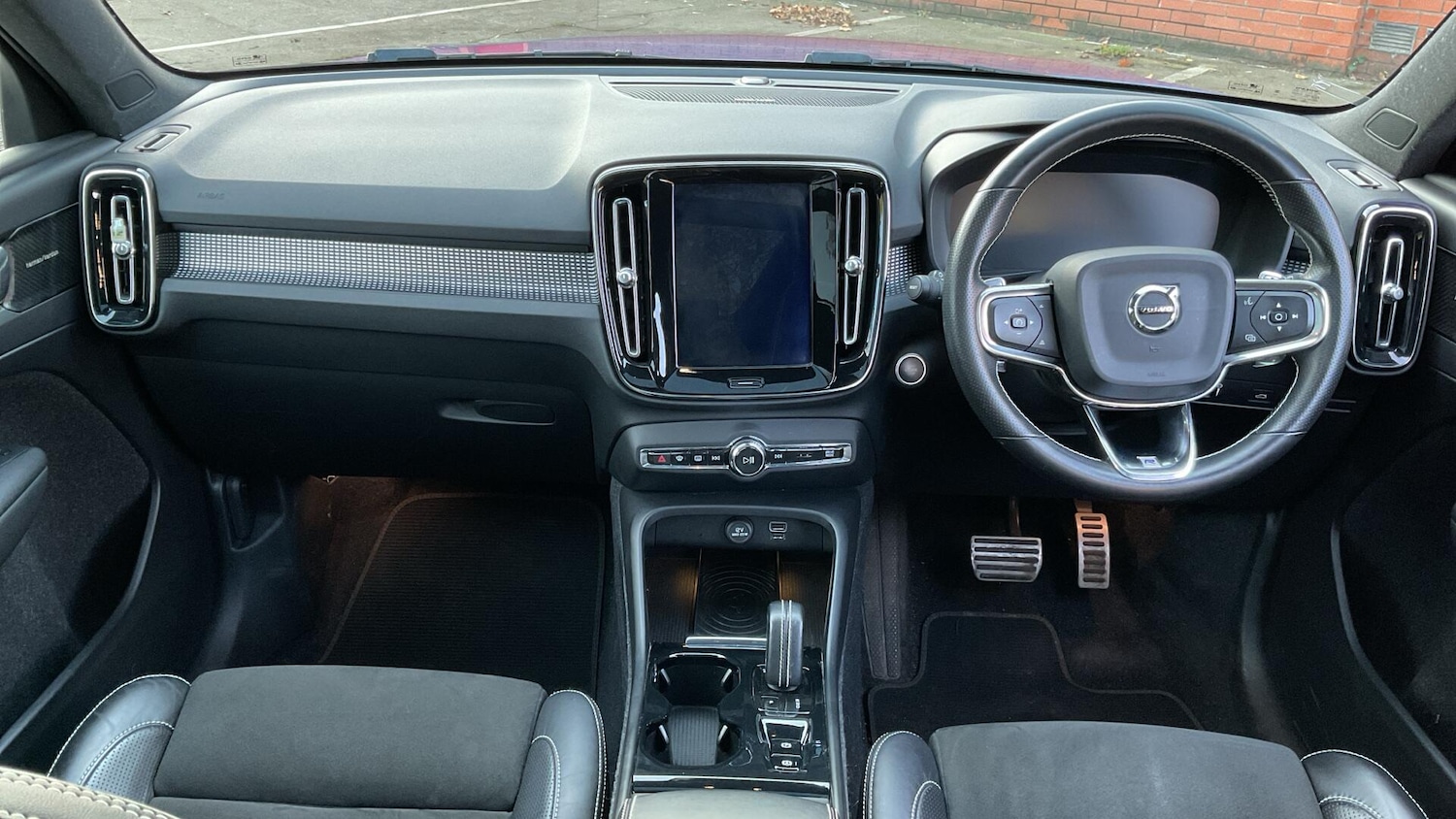 Used Volvo XC40 2018 for sale - 76898946: Photo 5