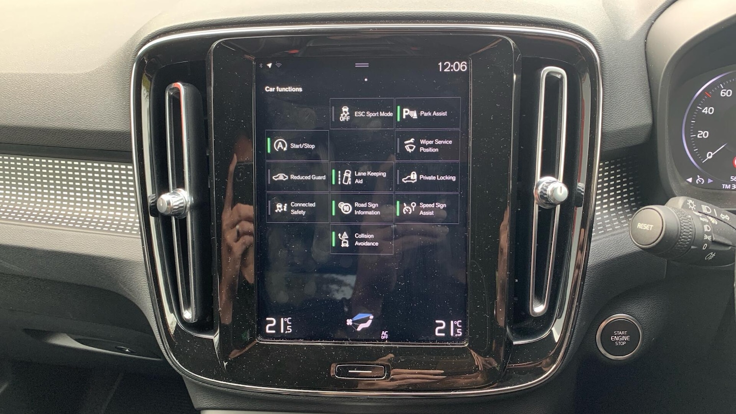 Used Volvo XC40 2019 for sale - 76432218: Photo 17