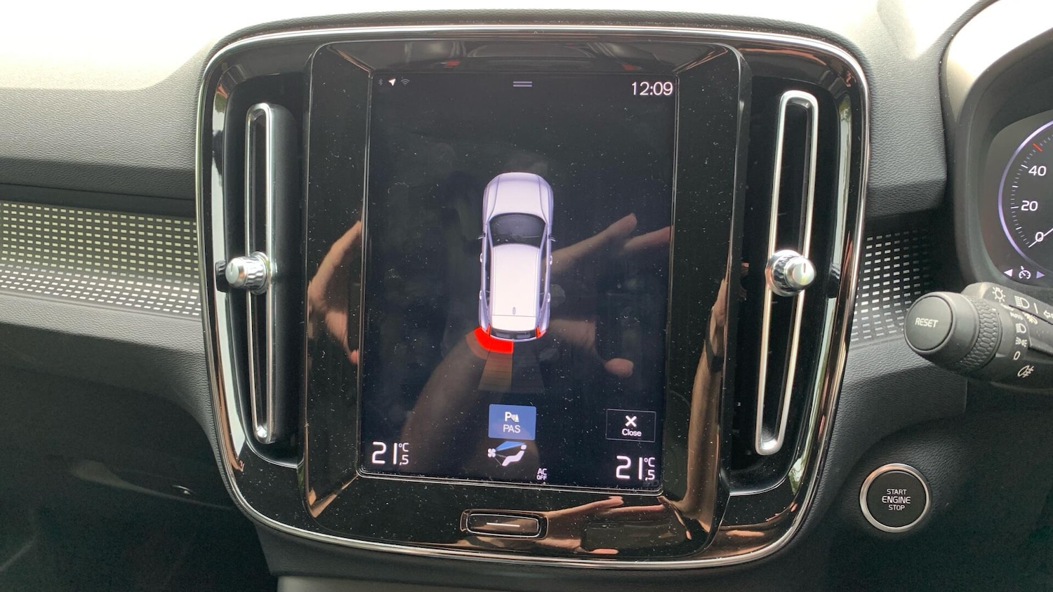 Used Volvo XC40 2019 for sale - 76432218: Photo 19