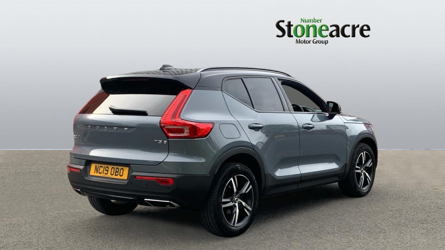 Used Volvo XC40 2019 for sale - 76432218: Photo 2