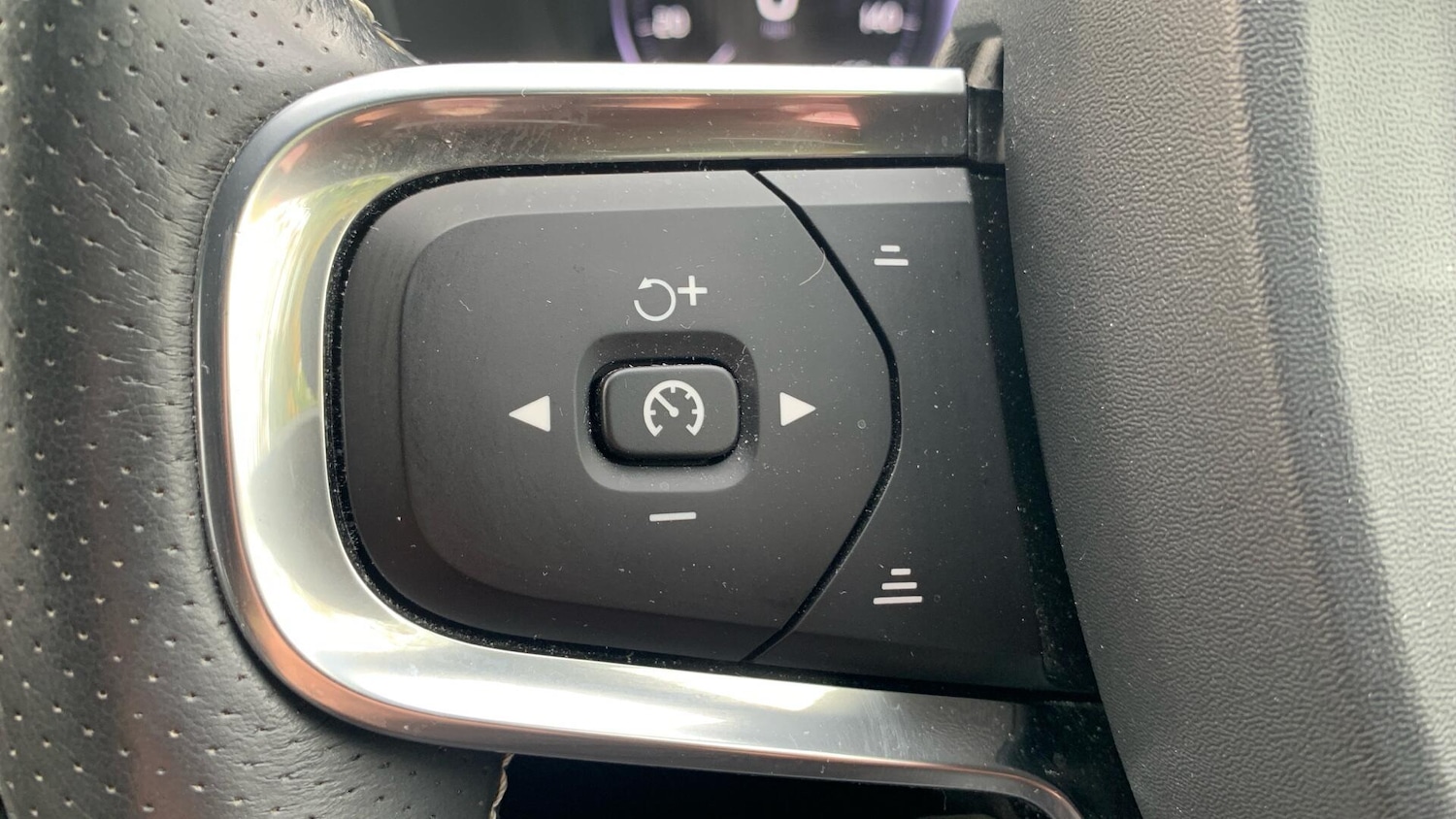 Used Volvo XC40 2019 for sale - 76432218: Photo 21