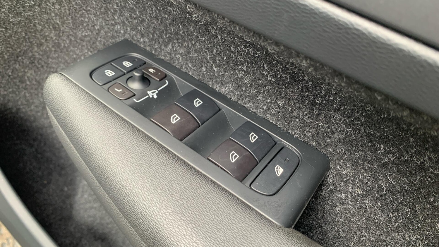 Used Volvo XC40 2019 for sale - 76432218: Photo 24