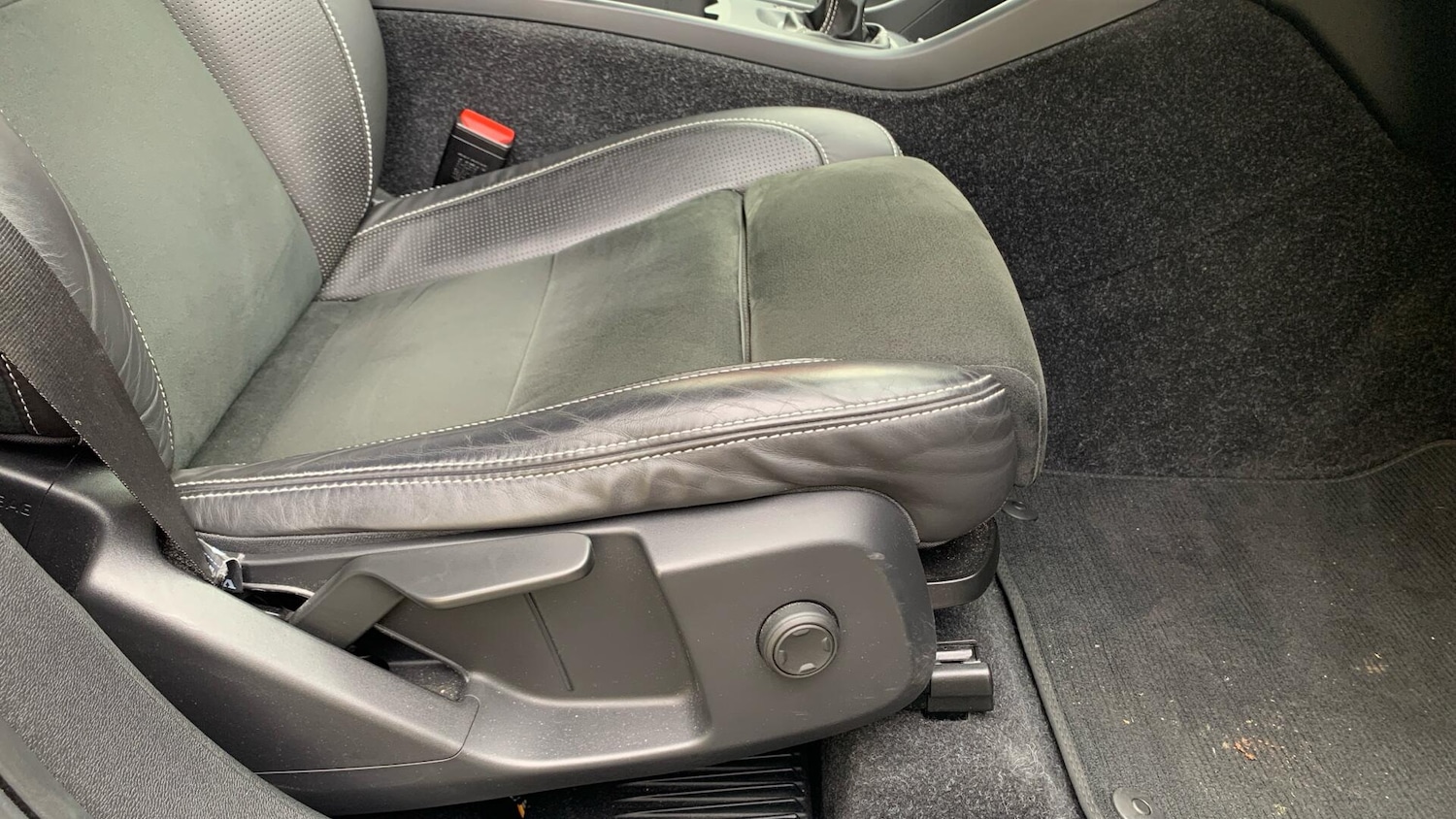 Used Volvo XC40 2019 for sale - 76432218: Photo 30