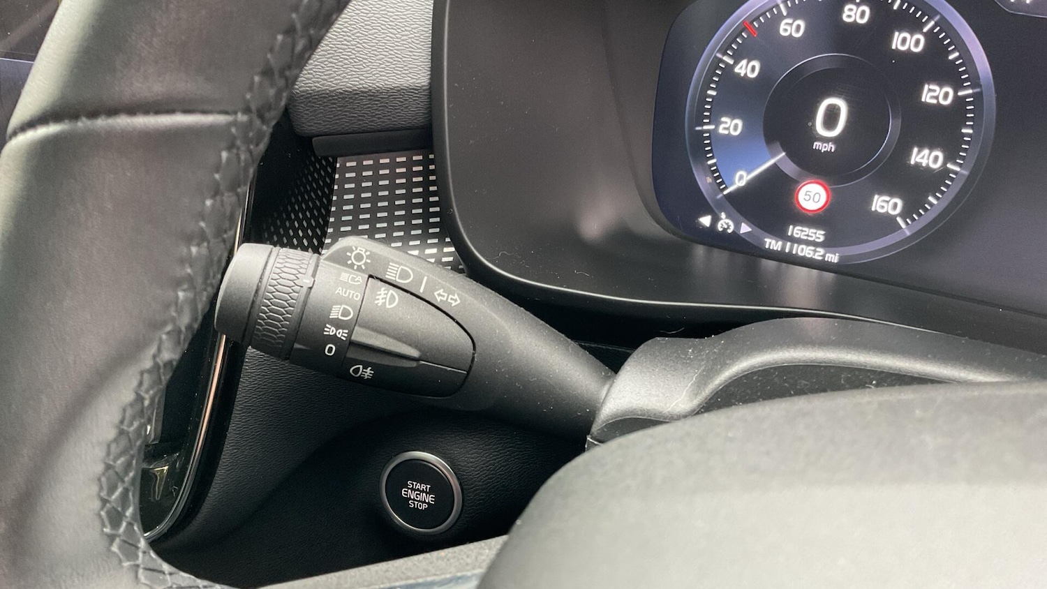 Used Volvo XC40 2022 for sale - 76824439: Photo 21