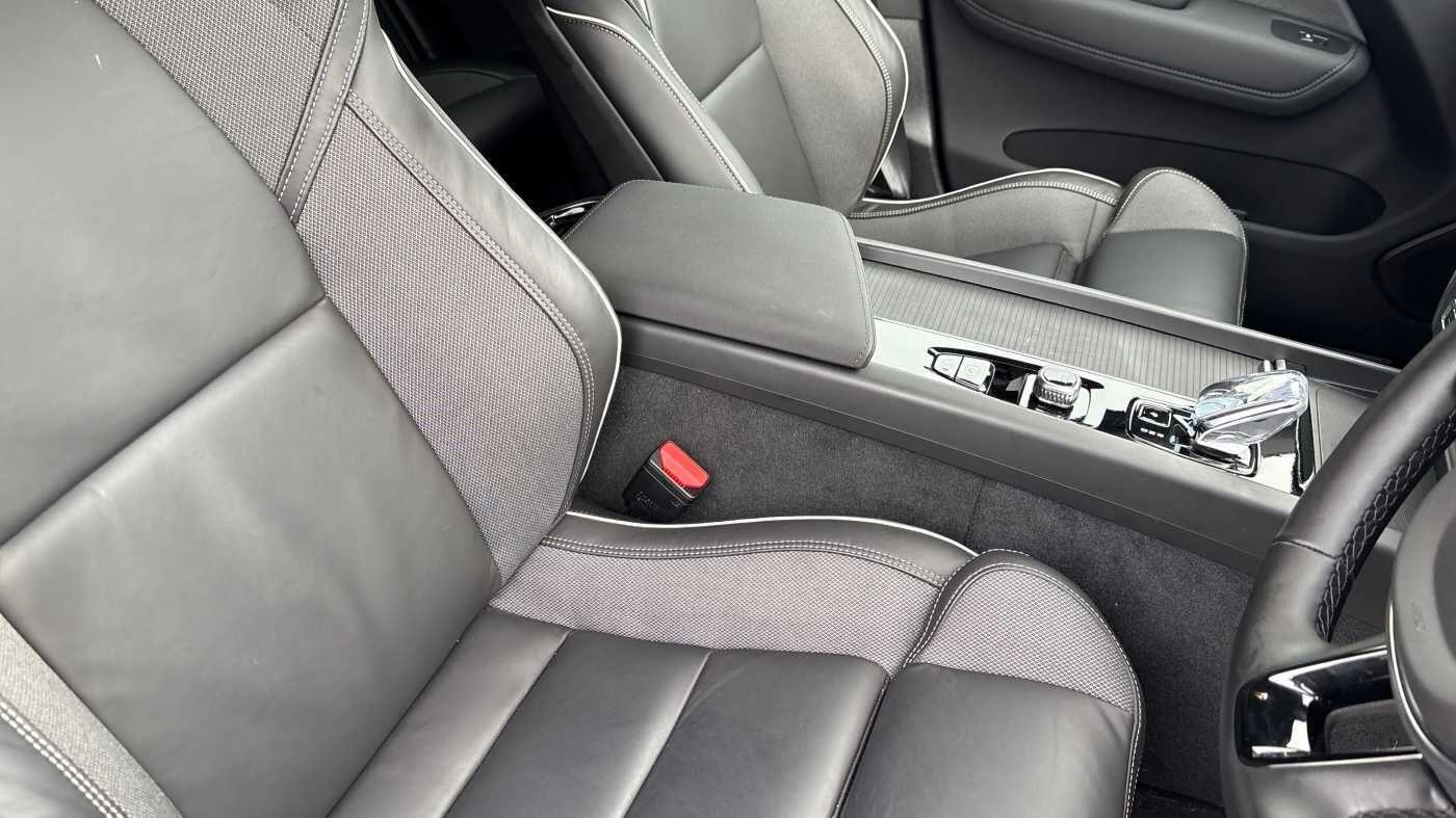 Used Volvo XC60 2025 for sale - 77290473: Photo 13