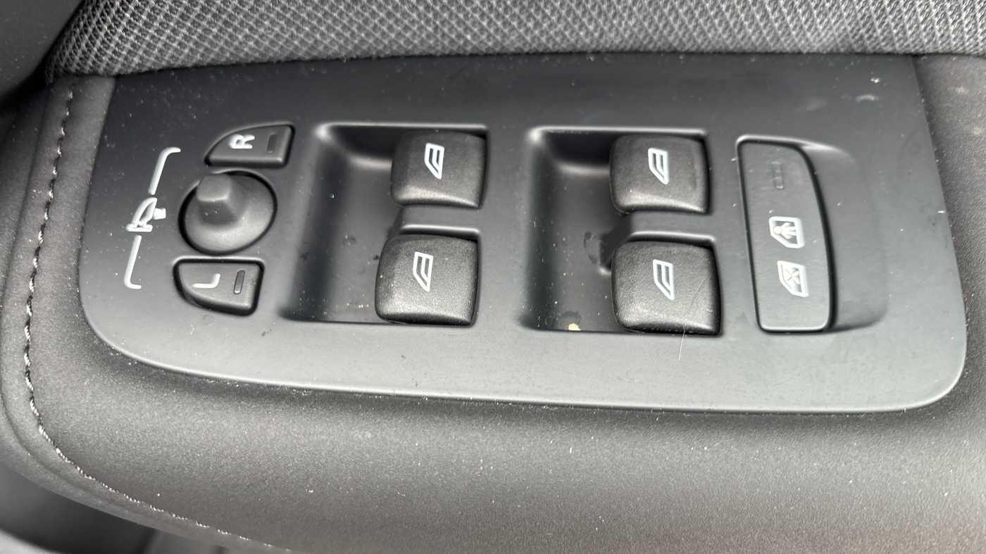 Used Volvo XC60 2025 for sale - 77290473: Photo 16