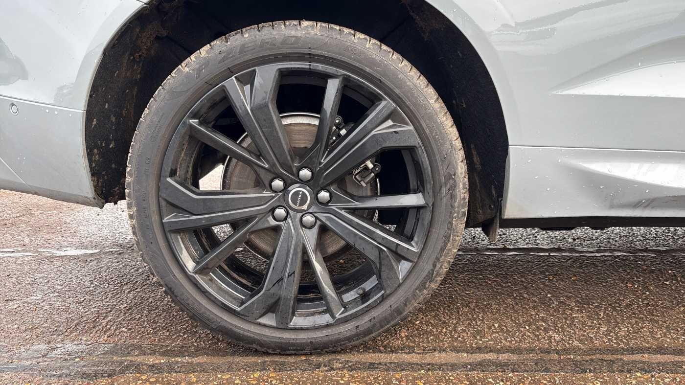 Used Volvo XC60 2025 for sale - 77290473: Photo 25