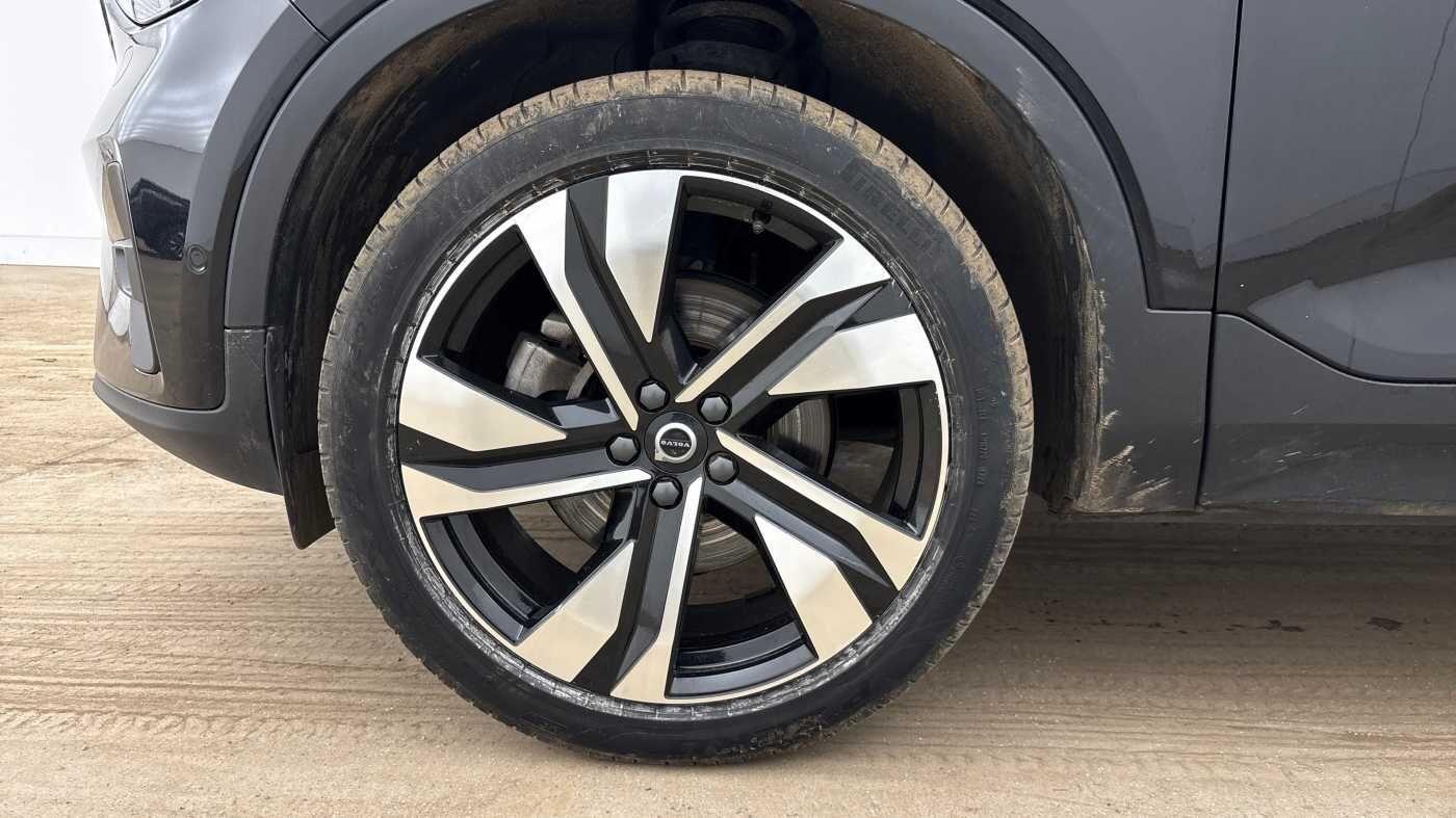 Used Volvo XC40 for sale - 77825169: Photo 5