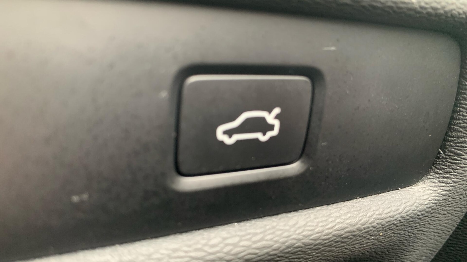 Used Volvo S60 2023 for sale - 77982438: Photo 35