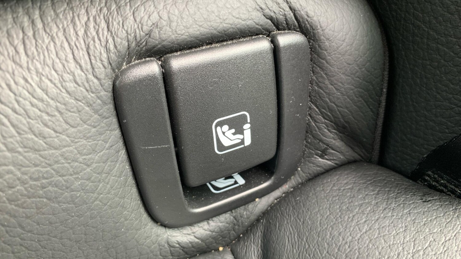 Used Volvo S60 2023 for sale - 77982438: Photo 37