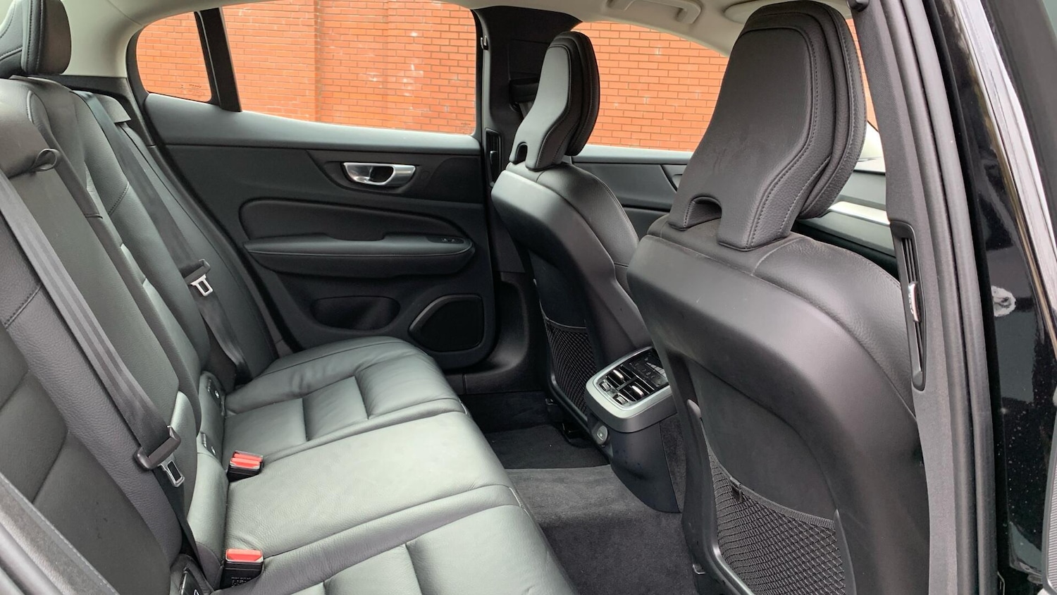 Used Volvo S60 2023 for sale - 77982438: Photo 6