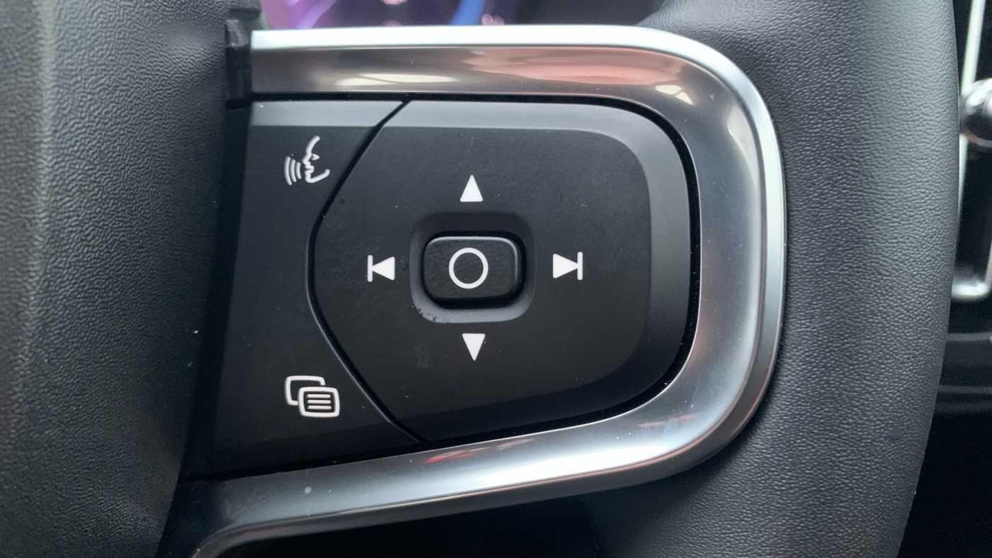 Used Volvo XC40 for sale - 77969890: Photo 15