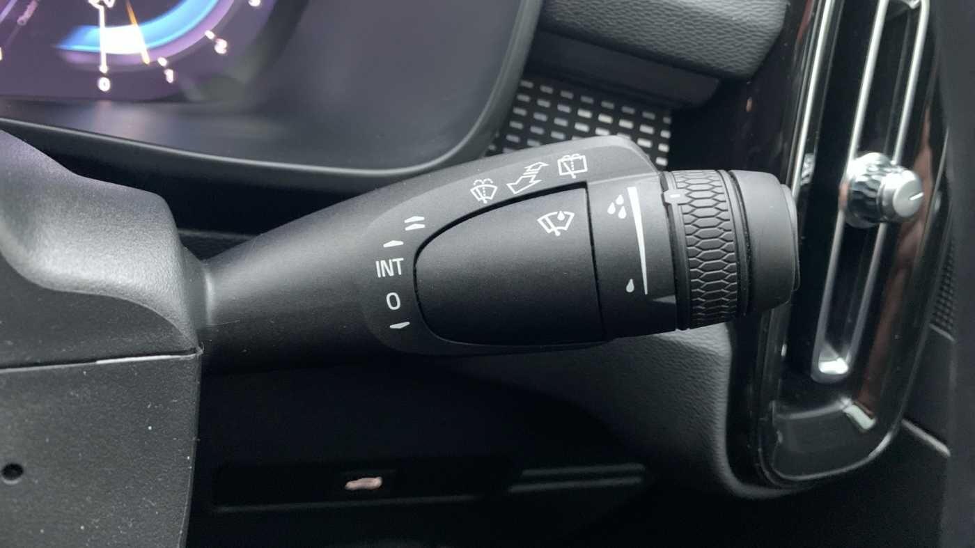 Used Volvo XC40 for sale - 77969890: Photo 16