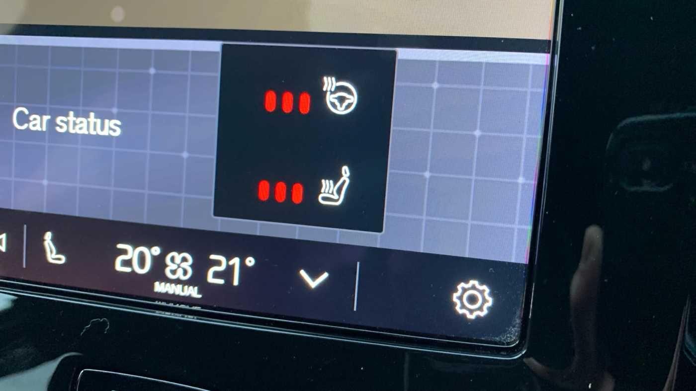 Used Volvo XC40 for sale - 77969890: Photo 28