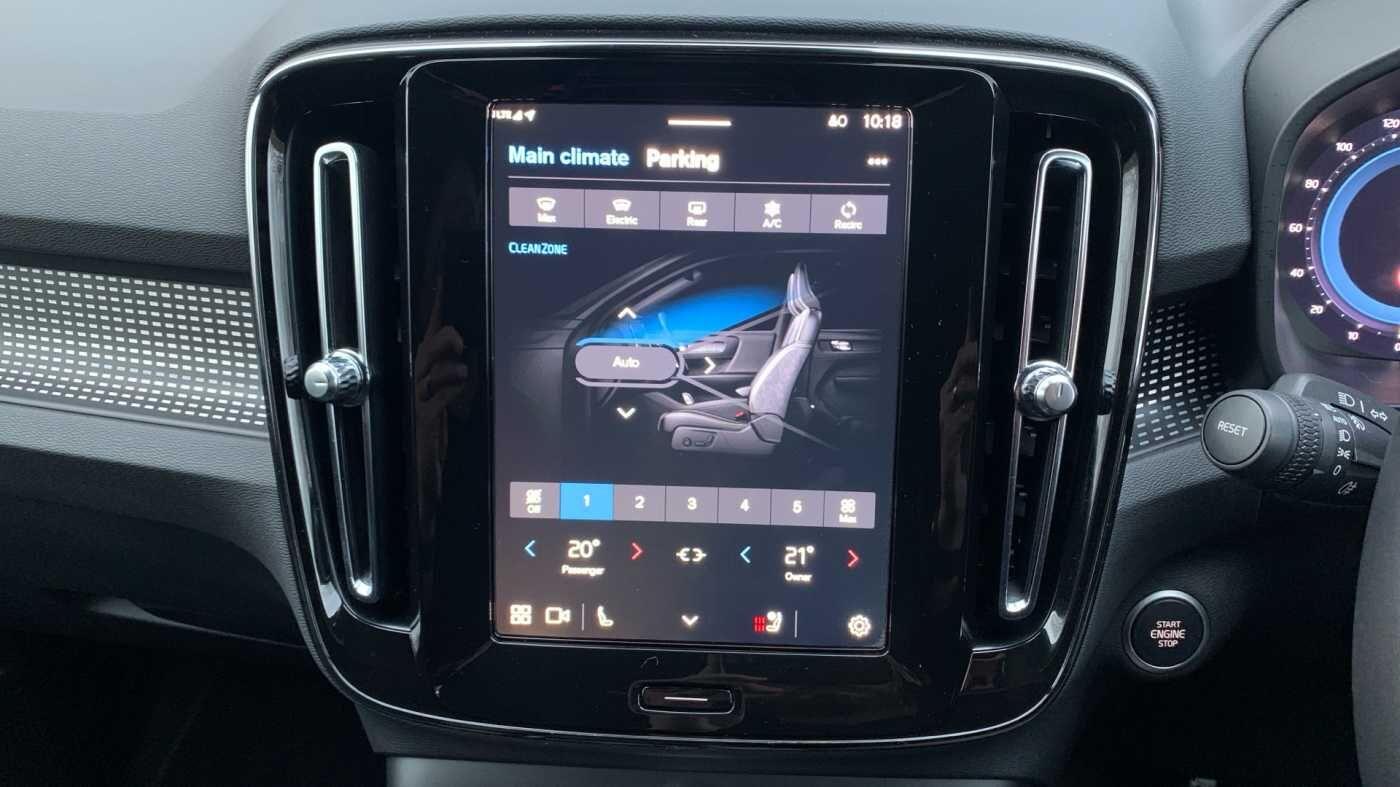 Used Volvo XC40 for sale - 77969890: Photo 29