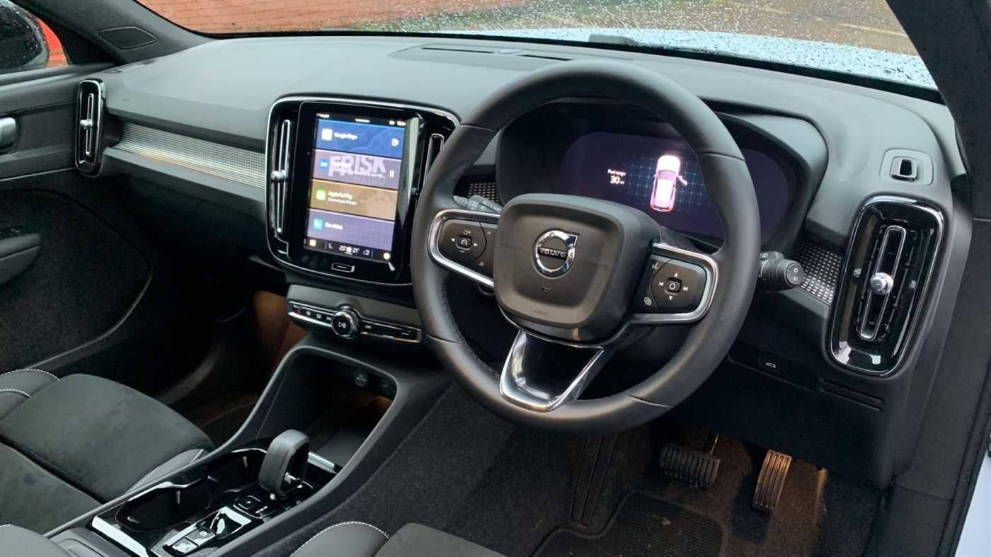 Used Volvo XC40 for sale - 77969890: Photo 6