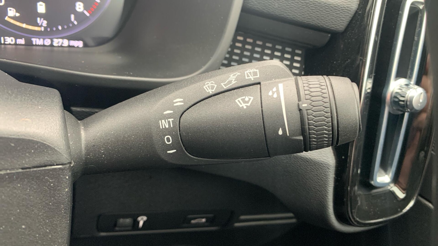 Used Volvo XC40 for sale - 77267062: Photo 23