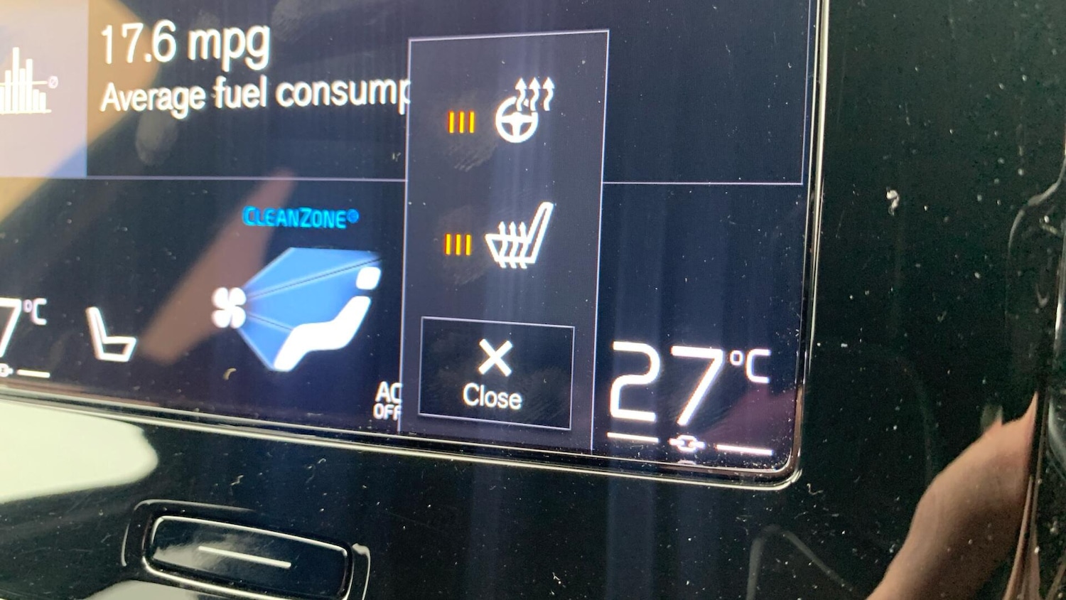 Used Volvo XC40 for sale - 77267062: Photo 25