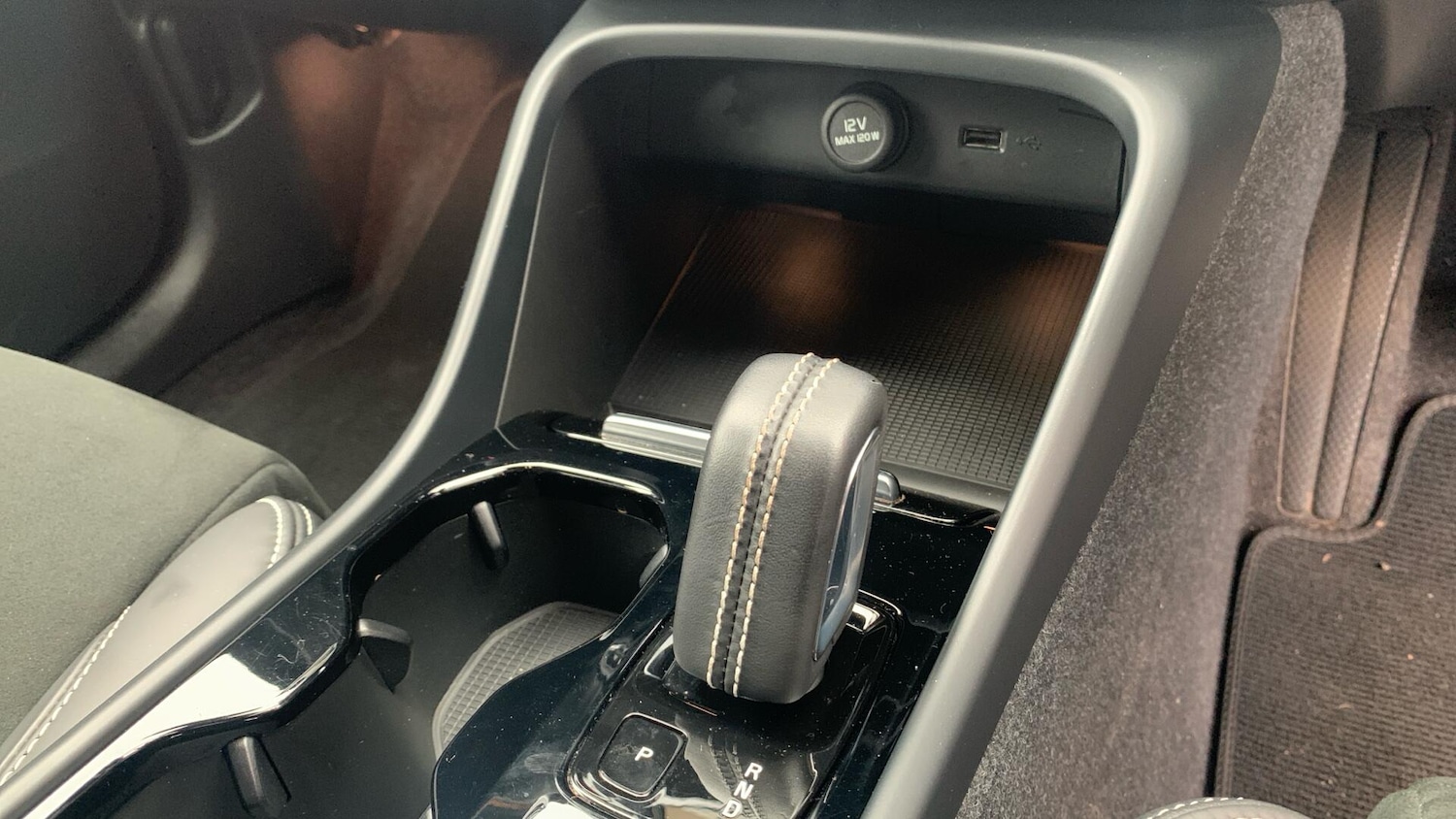 Used Volvo XC40 for sale - 77267062: Photo 26