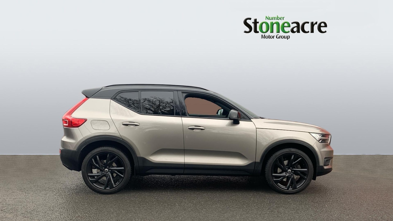 Used Volvo XC40 for sale - 77267062: Photo 3