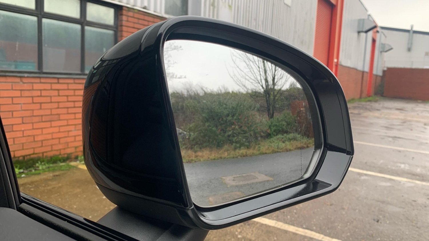 Used Volvo XC40 for sale - 77267062: Photo 32