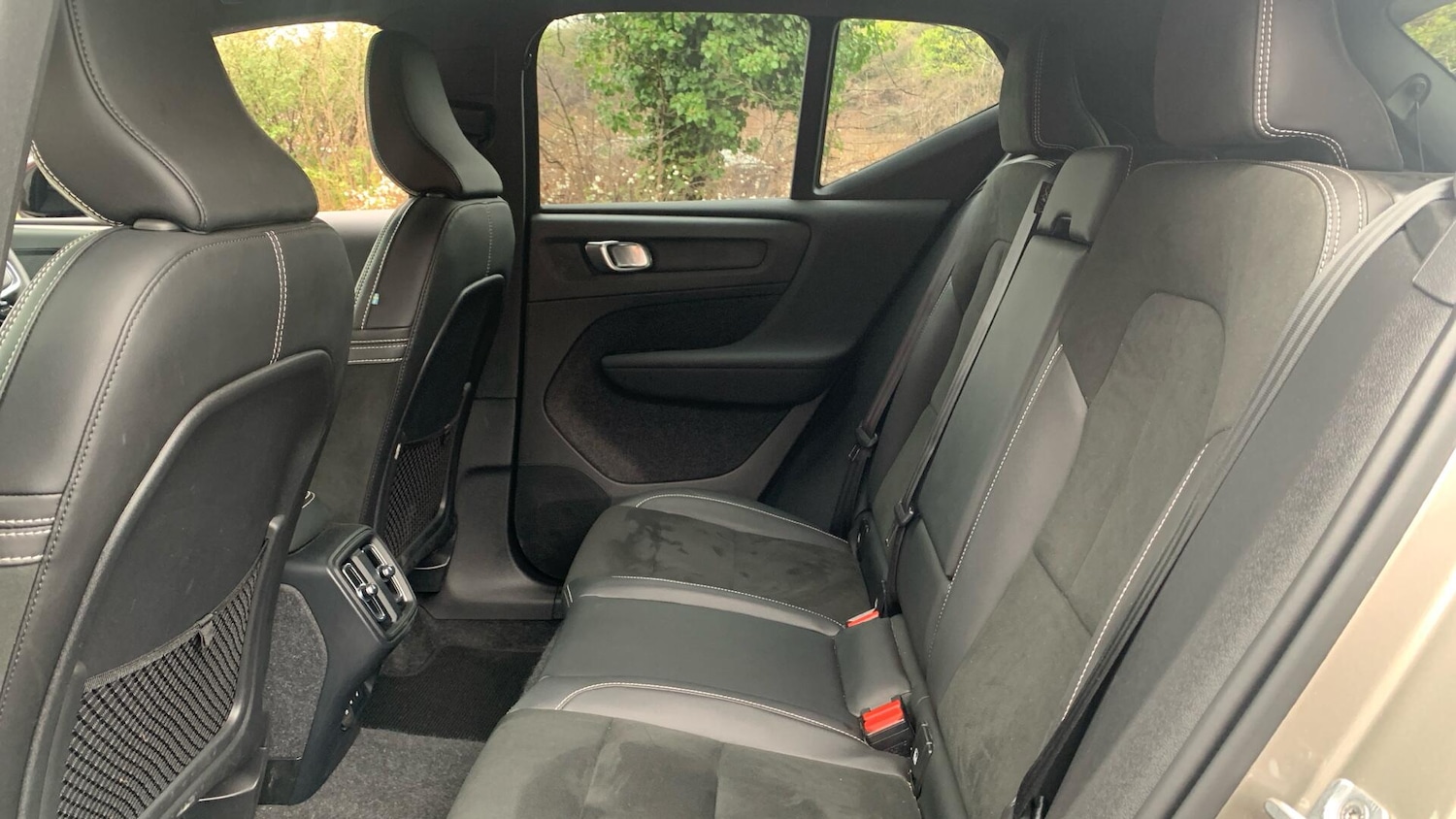 Used Volvo XC40 for sale - 77267062: Photo 33