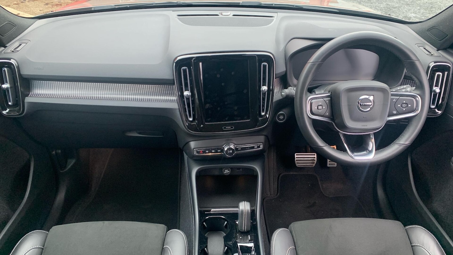 Used Volvo XC40 for sale - 77267062: Photo 5